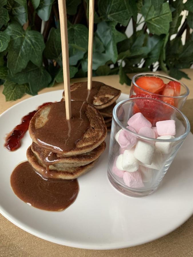 Au Petit Nid Froissart Bed & Breakfast Chimay Ngoại thất bức ảnh